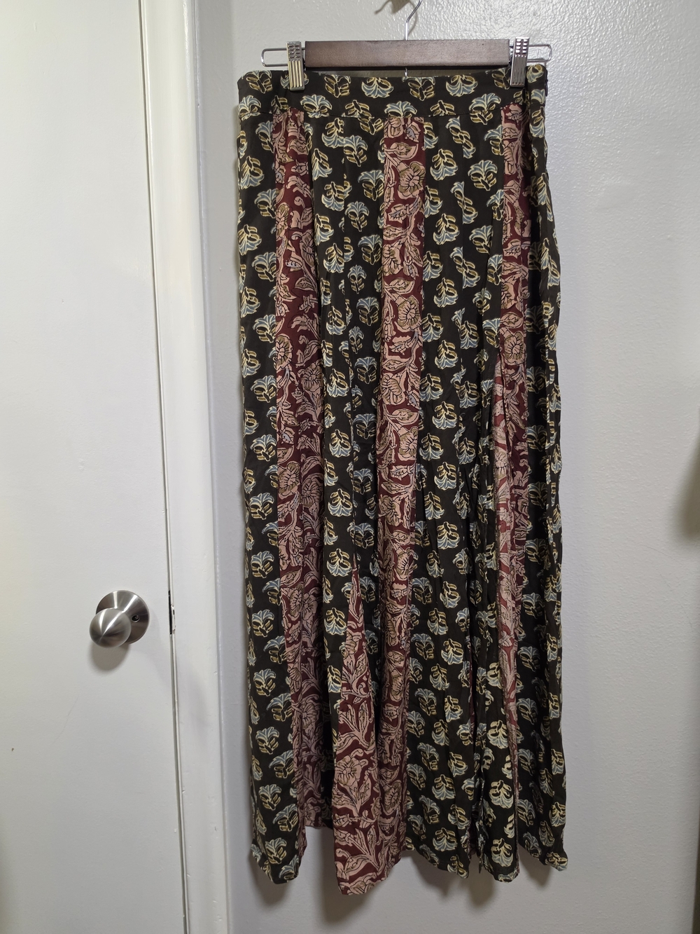 Natural Life NWT Patchwork Floral Maxi Skirt Medium Boho Slit Viscose